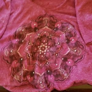 Red short sleeved tshirt